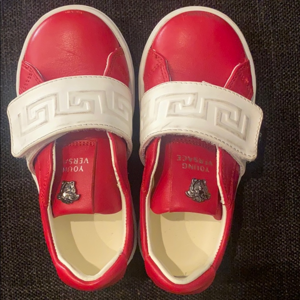 Boys shoes